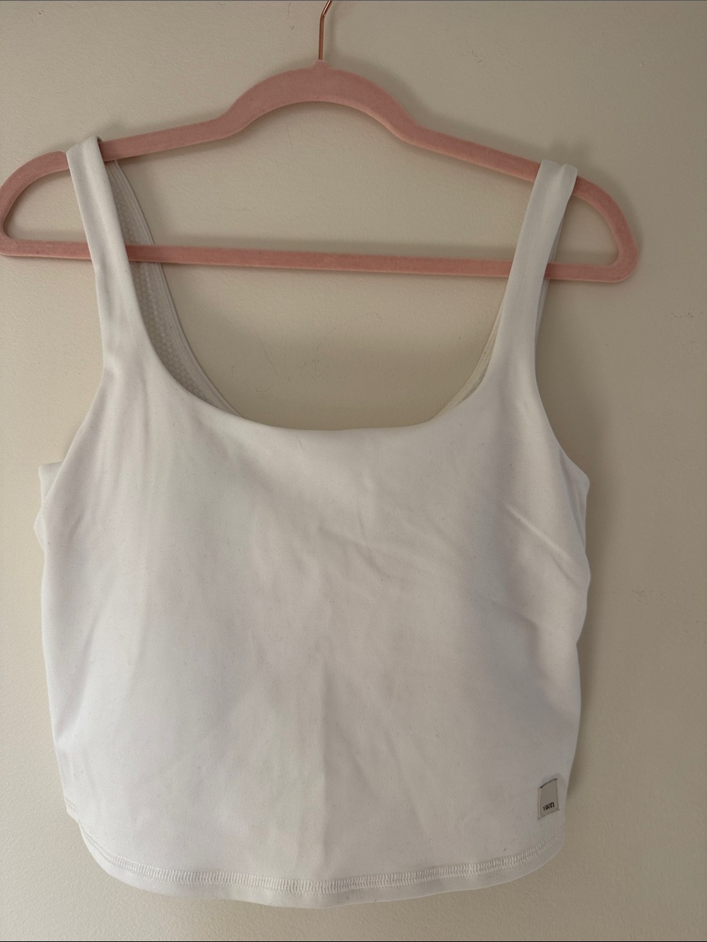 Vuori crop tank top
